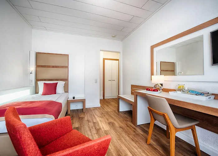 Hotel Senator